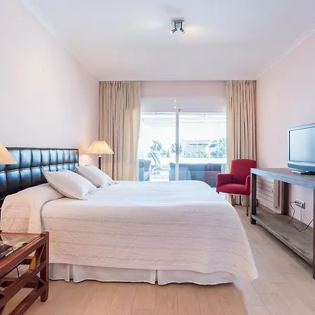 Bahia Real Apartment *